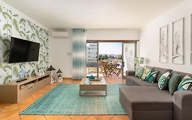Sea La Vie Beach & Golf Apartment